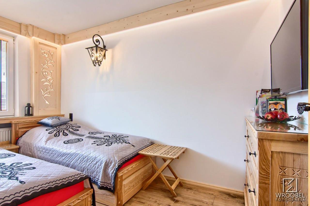 Apartament Zakopane Utrzymany W Stylu Goralskiej Chaty Dış mekan fotoğraf