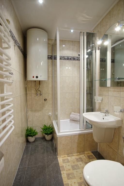 Apartament Zakopane Utrzymany W Stylu Goralskiej Chaty Oda fotoğraf